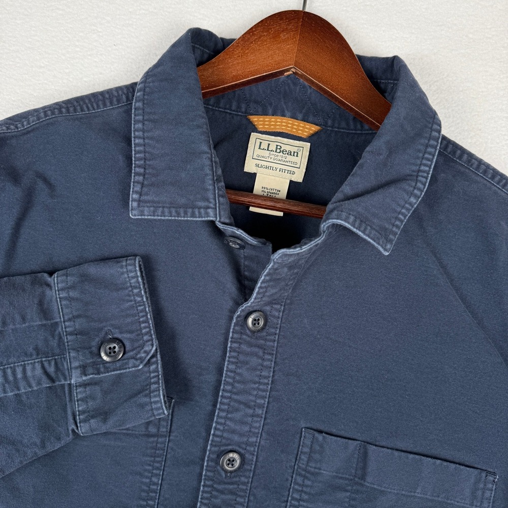 LL Bean Mens Large Tall Navy Blue Slightly Fitted Thick LS Button Up Shirt